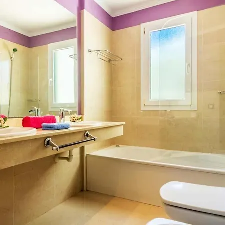 Playa Blanca Sleeps 8 Pool Air Con Wifi * Playa Blanca (Lanzarote)