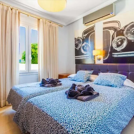 Playa Blanca Sleeps 8 Pool Air Con Wifi Villa *